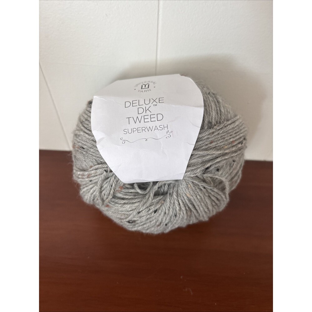 Universal Yarn Deluxe DK Tweed Superwash 90% Wool Blend Color SMOKE 413